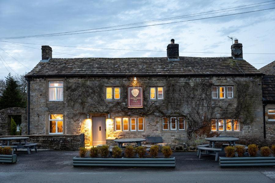 Ascot Hotel Tosside Екстериор снимка